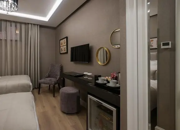 Çift Kişilik, Bahçe Manzaralı, Yarı Bodrum Kat