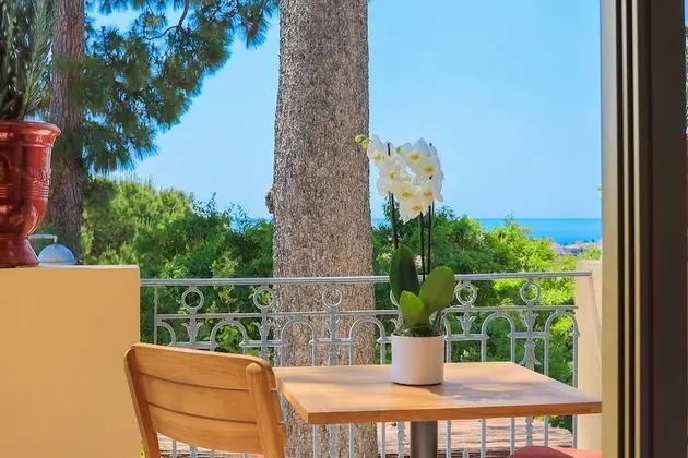 Deluxe Oda, Bahçe Manzaralı