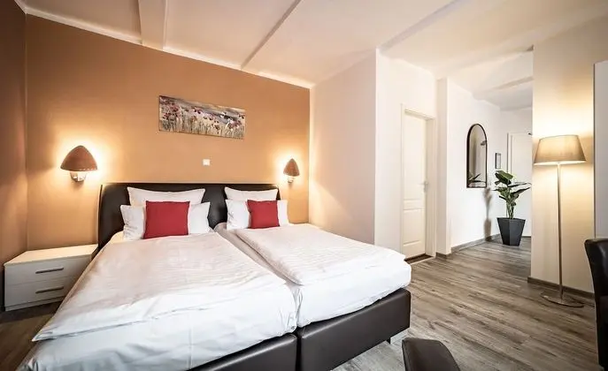 Tek Büyük Yataklı Oda, Balkon