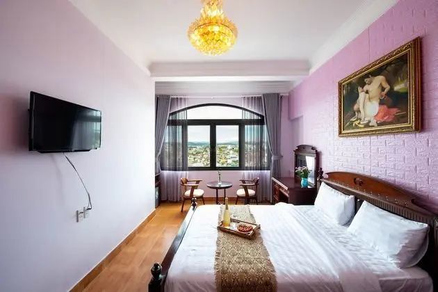 Deluxe Tek Büyük Yataklı Oda, 1 Büyük (Queen) Boy Yatak