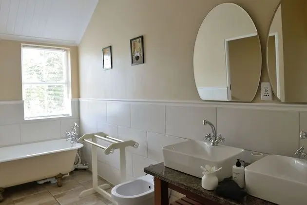 Luxury Oda, 1 En Büyük (King) Boy Yatak