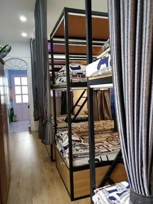 Ortak Ranzalı Oda, Karma Ranzalı Oda (Bed in 8-bed)