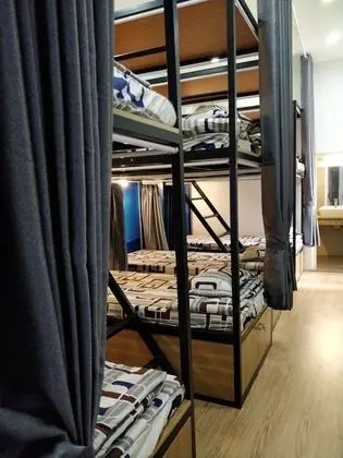 Ortak Ranzalı Oda, Karma Ranzalı Oda (Bed in 8-bed)