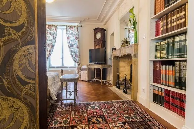 Luxury Apart Daire, 1 Yatak Odası, Avlu Manzaralı