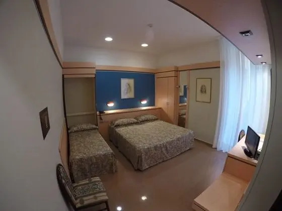 Standard Üç Kişilik Oda