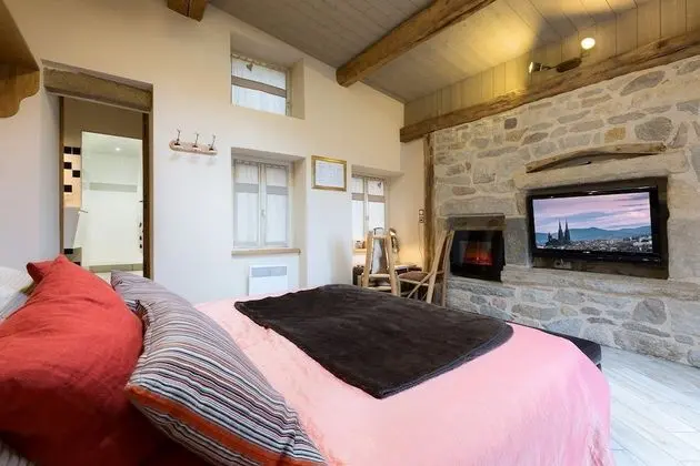 Comfort Tek Büyük Yataklı Oda (La Hutte Gauloise)