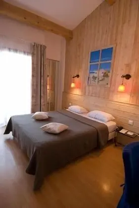 Dört Kişilik Oda, Bağlantılı Odalar
