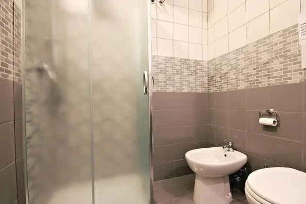 Üç Kişilik Oda, Özel Banyo