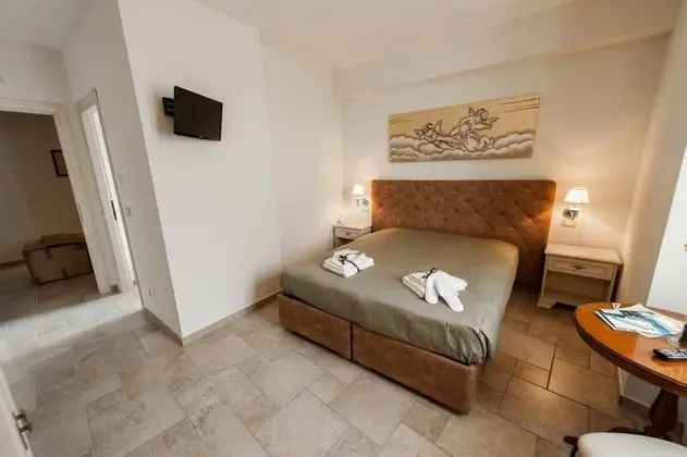 Tek Büyük Yataklı Oda