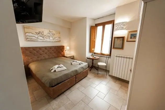 Tek Büyük Yataklı Oda