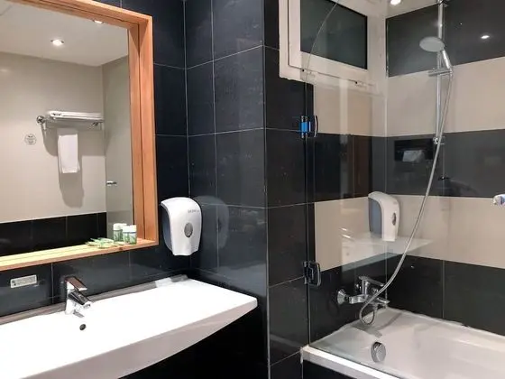 Standard Üç Kişilik Oda