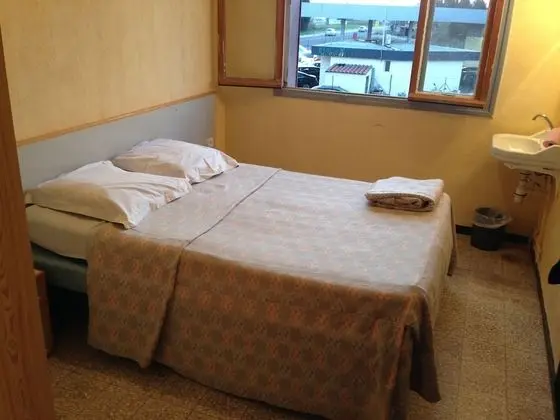 Economy Tek Kişilik Oda, Ortak Banyo
