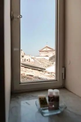 Design Üç Kişilik Oda, 3 Tek Kişilik Yatak, Özel Banyo, Şehir Manzaralı (Lavanda)