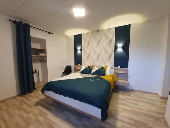 Tek Büyük Yataklı Oda, Zemin Kat