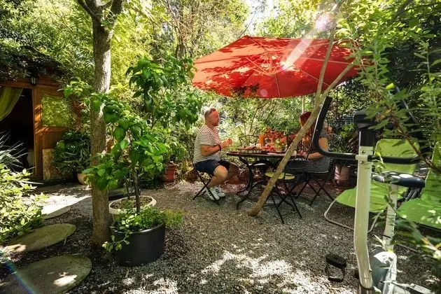 Basic Tek Büyük Yataklı Oda