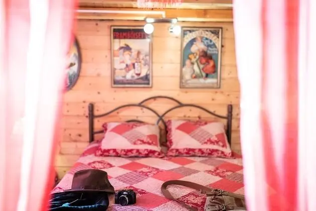 Basic Tek Büyük Yataklı Oda, Bahçe Manzaralı