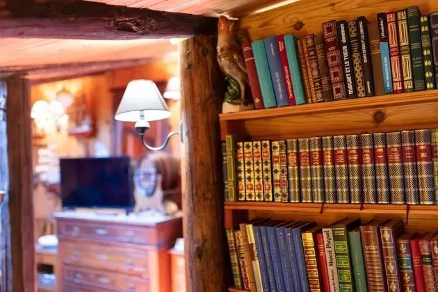 Gallery Tek Büyük Yataklı Oda