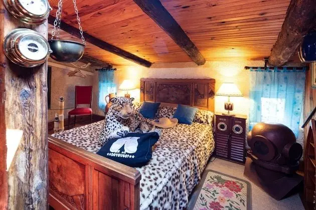 Gallery Tek Büyük Yataklı Oda