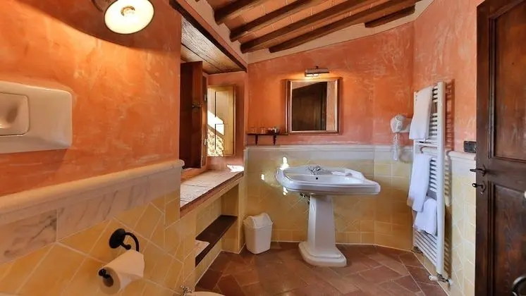 Classic Tek Büyük Yataklı Oda