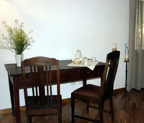 Dört Kişilik Oda, Bahçe Manzaralı