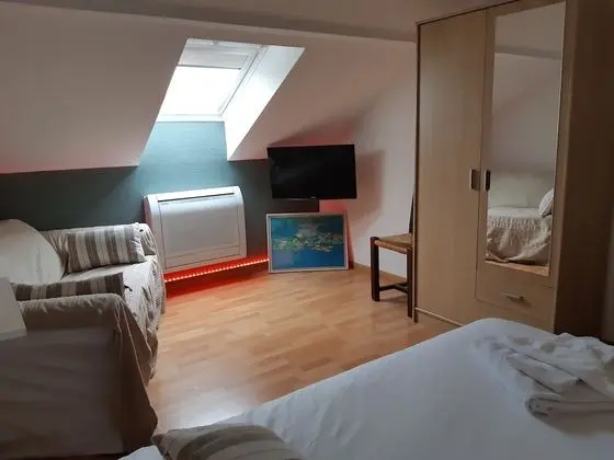 Business Tek Büyük Yataklı Oda