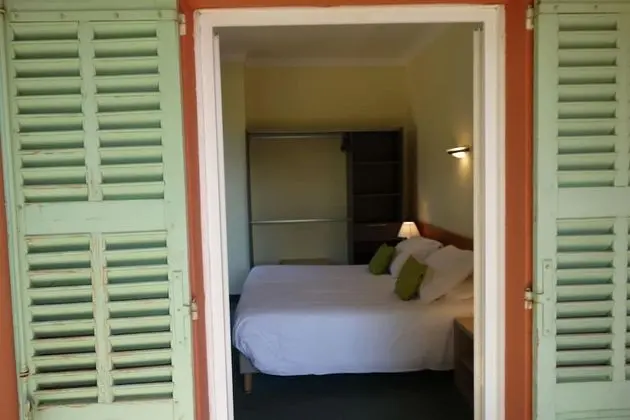 Standard Tek Büyük veya İki Ayrı Yataklı Oda, Teras