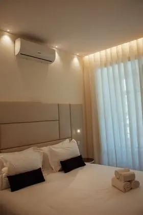 Premium King Room