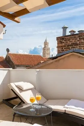 Deluxe Tek Büyük Yataklı Oda, Teras