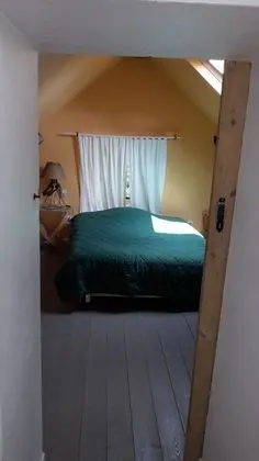 Tek Büyük Yataklı Oda, Ortak Banyo