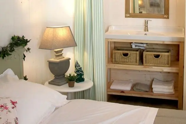 Üç Kişilik Oda, Özel Banyo