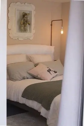 Classic Tek Büyük Yataklı Oda