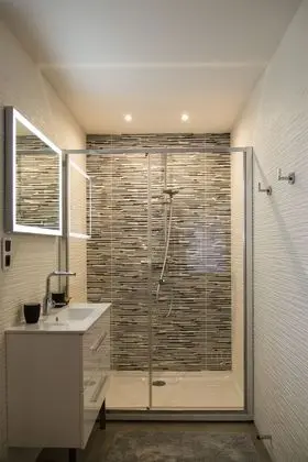 Design Tek Büyük Yataklı Oda