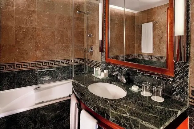 Superior Oda, Şehir Manzaralı