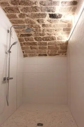 Comfort Tek Büyük Yataklı Oda (Chatus)