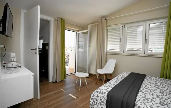 Tek Büyük Yataklı Oda (Smeraldo)