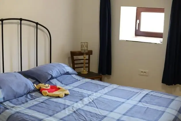Traditional Tek Büyük Yataklı Oda