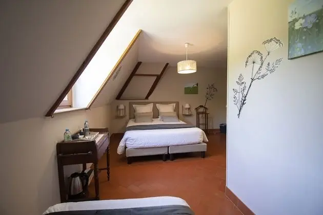 Üç Kişilik Oda (La Fleur de Lin)