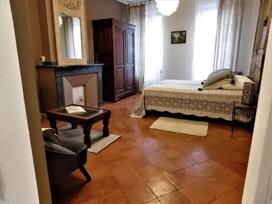 Tek Büyük Yataklı Oda (La Lotus)