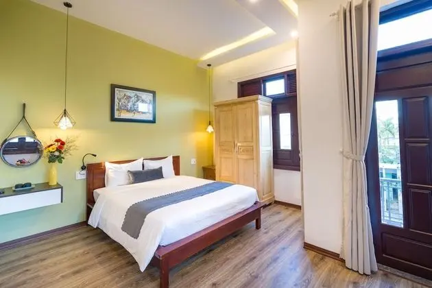 Deluxe Oda, Balkon, Havuz Manzaralı