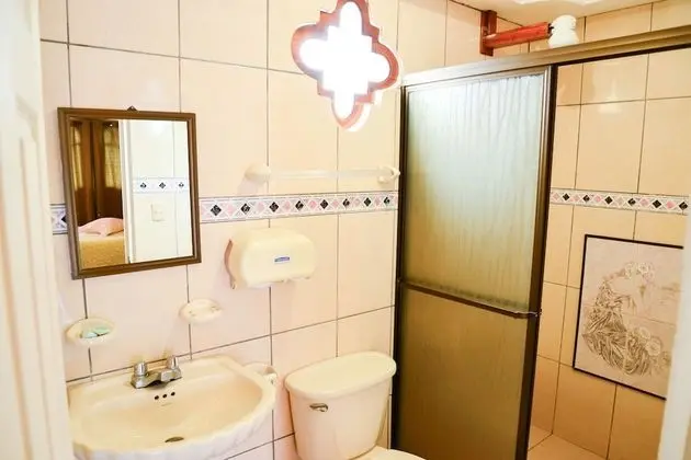Üç Kişilik Oda