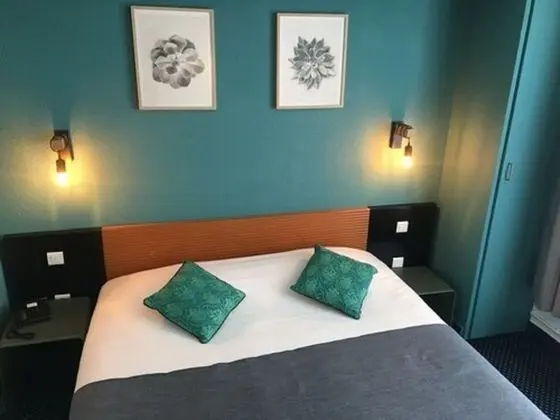 Comfort Tek Büyük Yataklı Oda