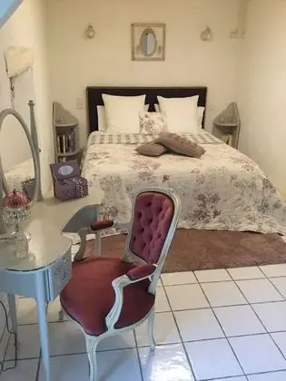 Tek Büyük Yataklı Oda (Hortensia)