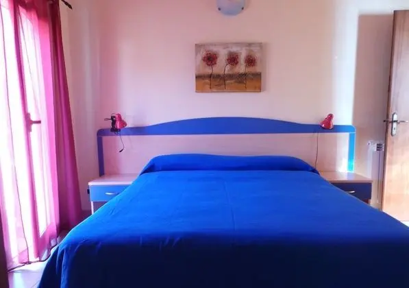 Tek Büyük veya İki Ayrı Yataklı Oda, Şehir Manzaralı