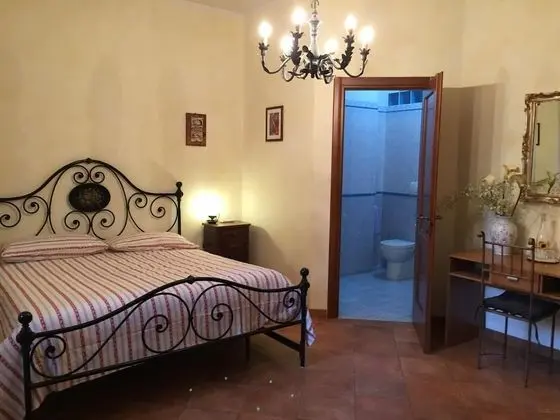 Üç Kişilik Oda, Banyolu/Duşlu
