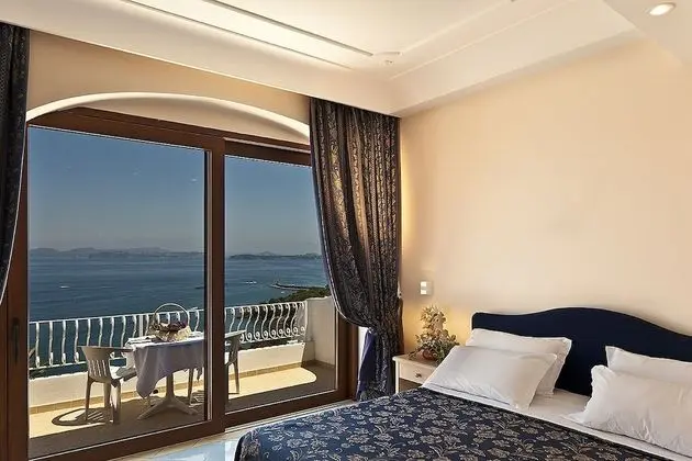 Superior Tek Büyük Yataklı Oda, Balkon, Deniz Manzaralı