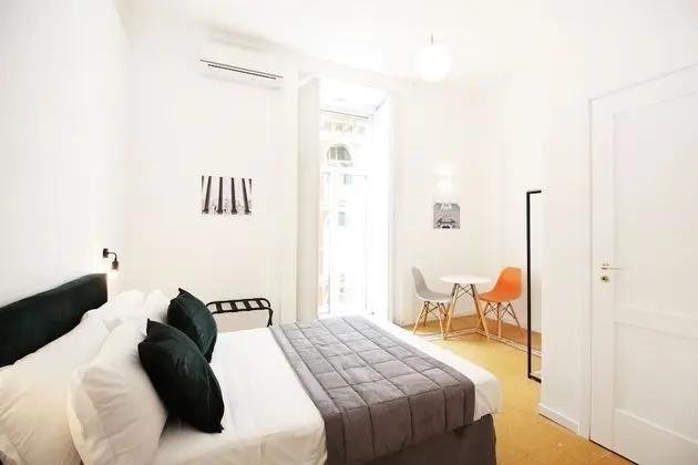 Luxury Tek Büyük Yataklı Oda