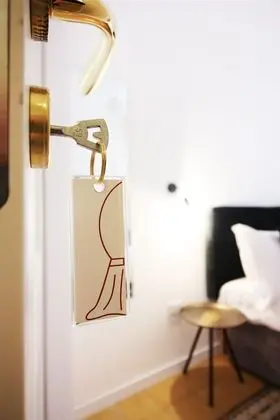 Luxury Tek Büyük Yataklı Oda