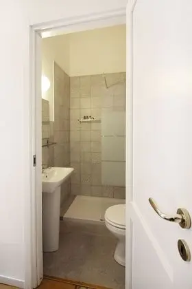 Luxury Tek Büyük Yataklı Oda