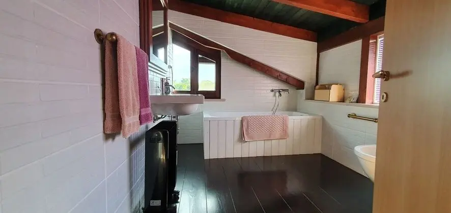 Panoramic Kır Evi, 2 Yatak Odası, Mutfak, Bahçe Manzaralı