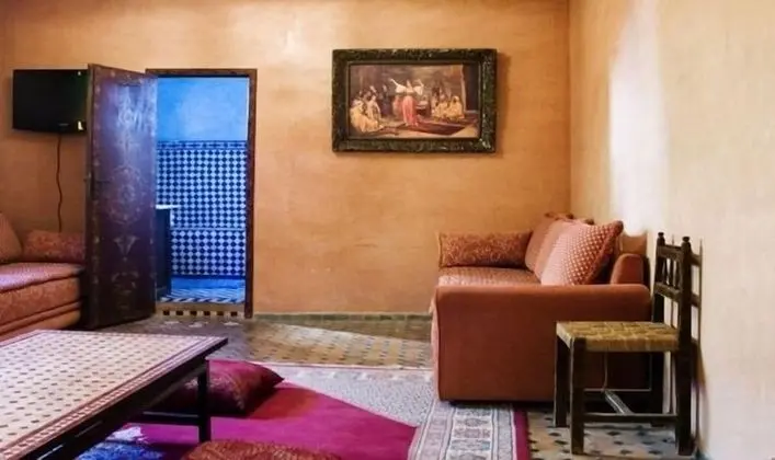 Üç Kişilik Oda